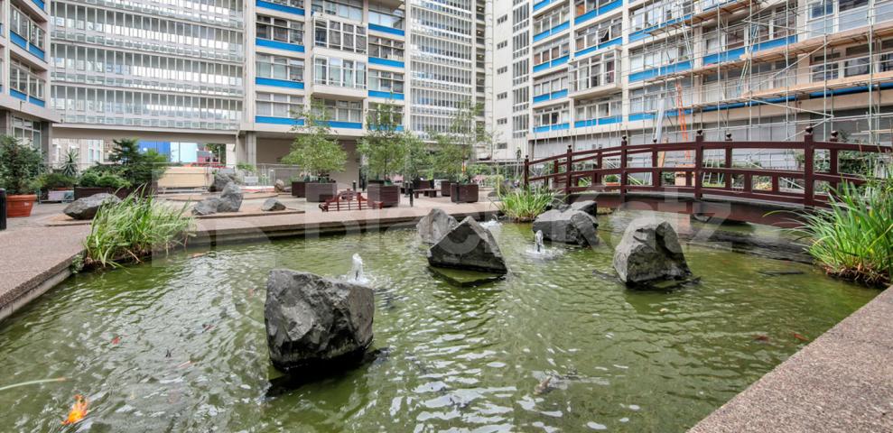 			UNDER OFFER, 2 Bedroom, 1 bath, 1 reception Apartment			 Metro Central Heights, Newington Causeway, Elephant and Castle